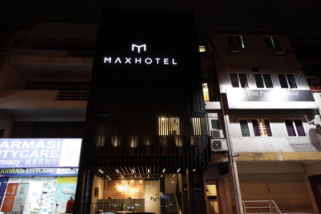Max Hotel Субанг-Джая Экстерьер фото