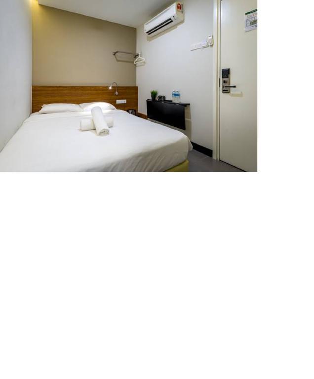 Max Hotel Субанг-Джая Экстерьер фото